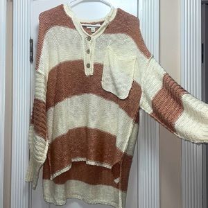 Pink and white striped NWOT quarter button top with functional pocket